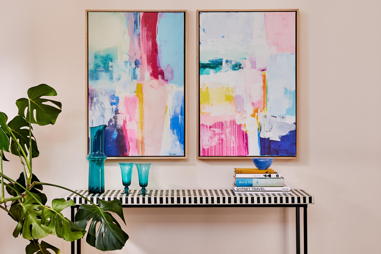 Balancing art with wallpaper and wall colour